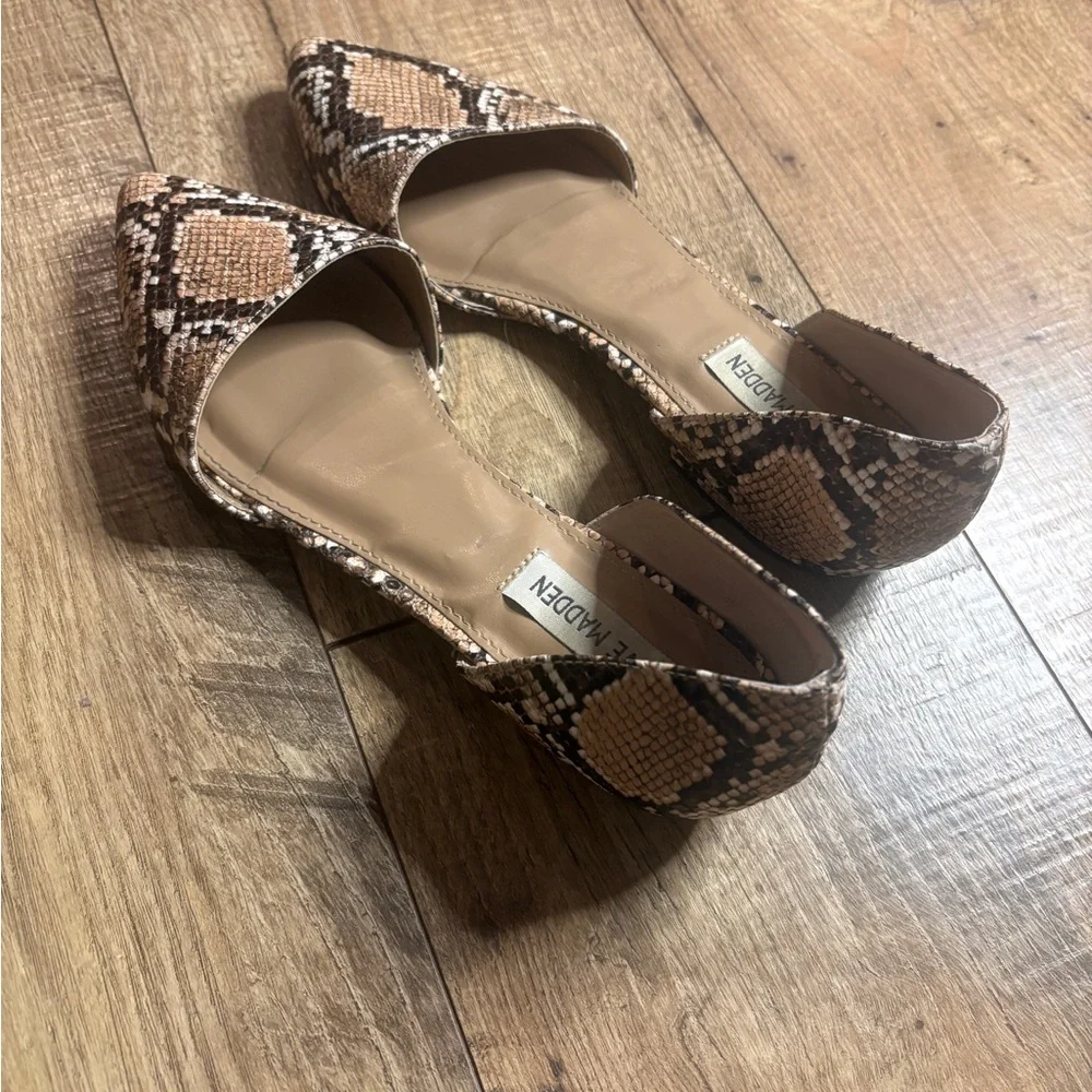 Steve Madden Women's Snakeskin Flats - Brown Size 8 - Picture 2 of 5